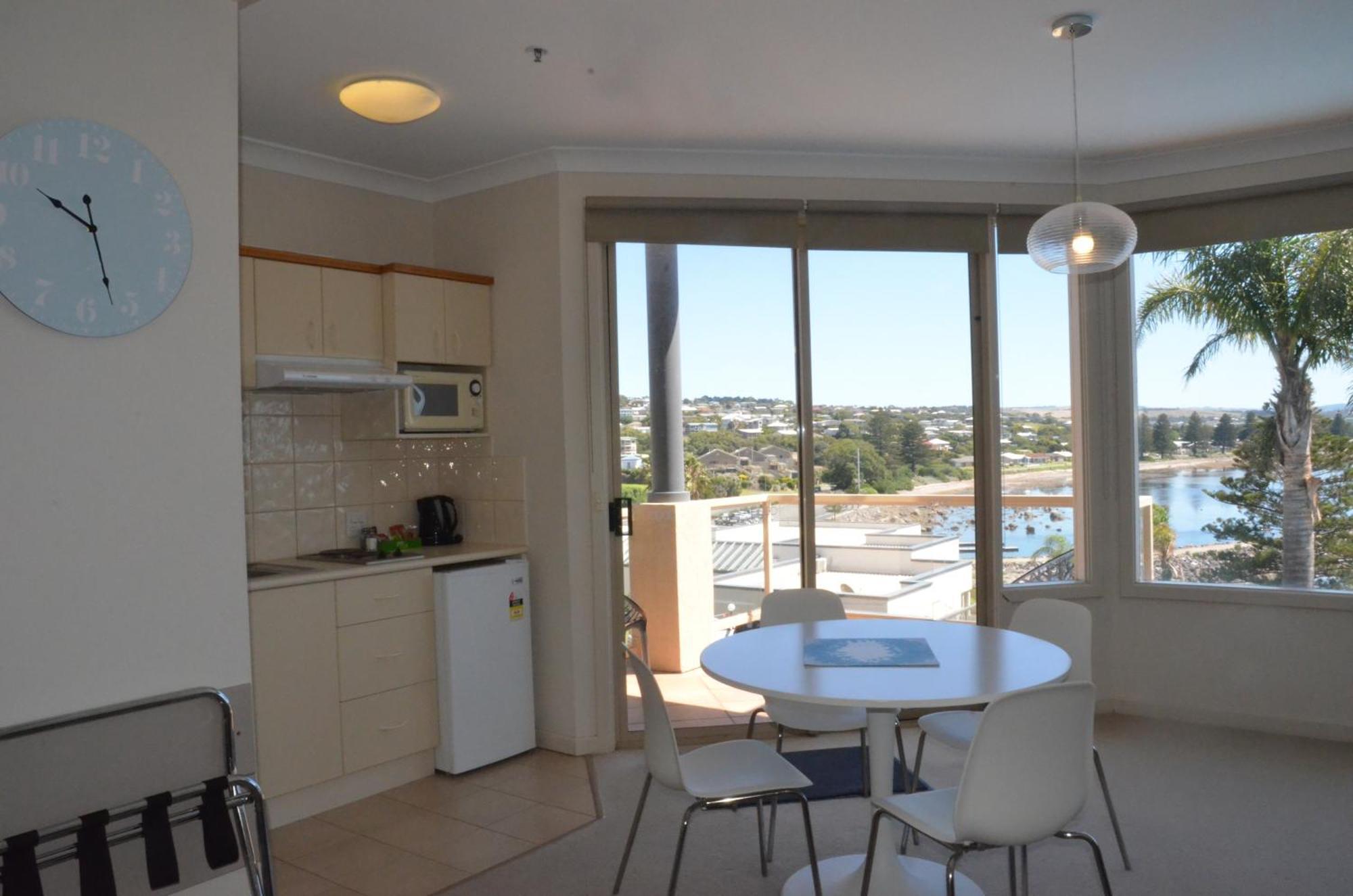 The Bluff Resort Apartments Encounter Bay Zimmer foto