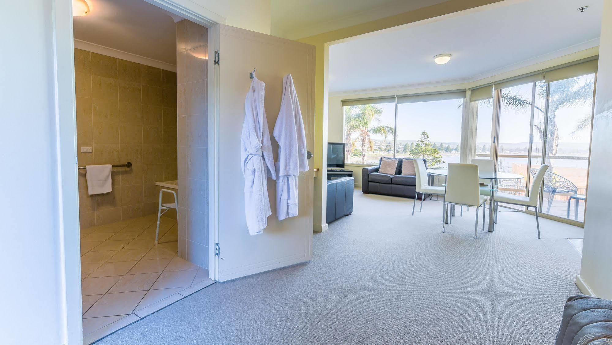 The Bluff Resort Apartments Encounter Bay Exterior foto